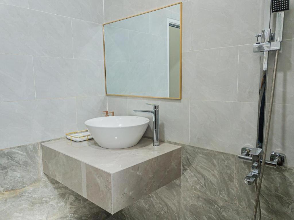 Yurii Hotel Phan Thiet Exterior foto